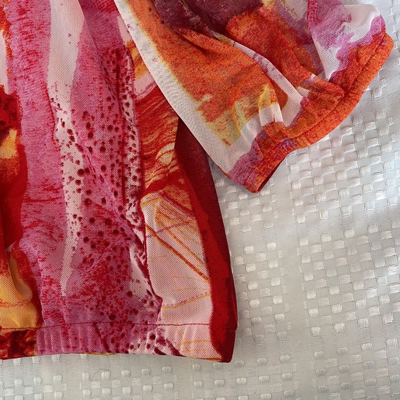 SOFTWORKS bright stretchy scooped neckline top with 3/4 sleeves - Picture 9 of 9